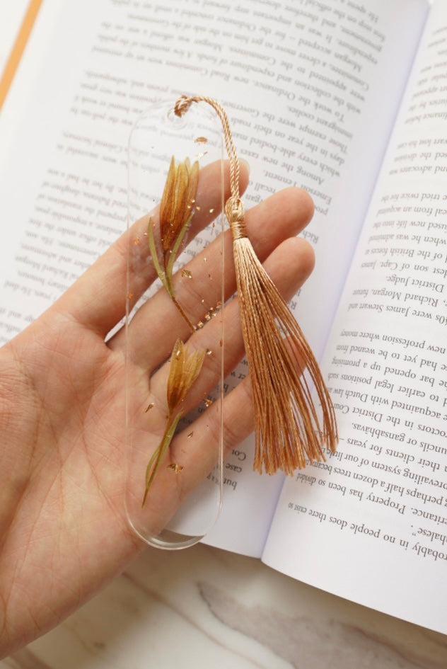 GOLDEN HOUR Bookmark