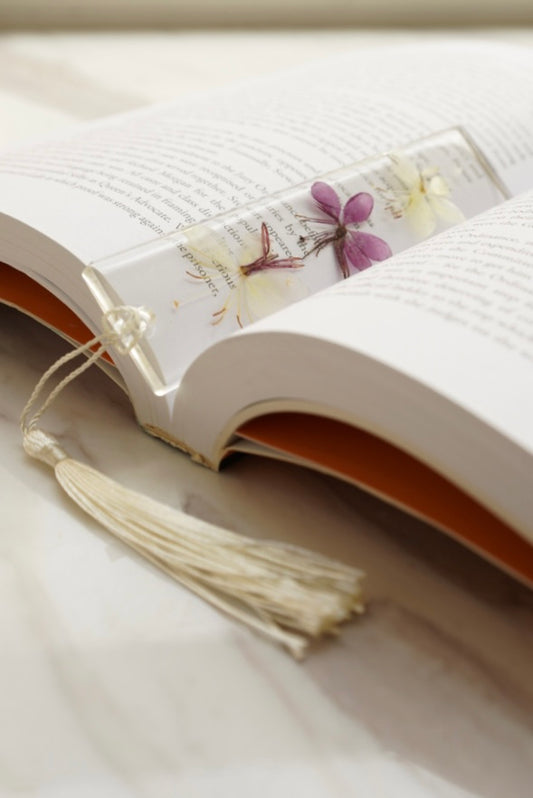 SOUTH Bookmark