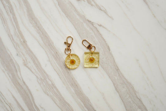 DAISY OF THE SUN Keychains (Set of 2)